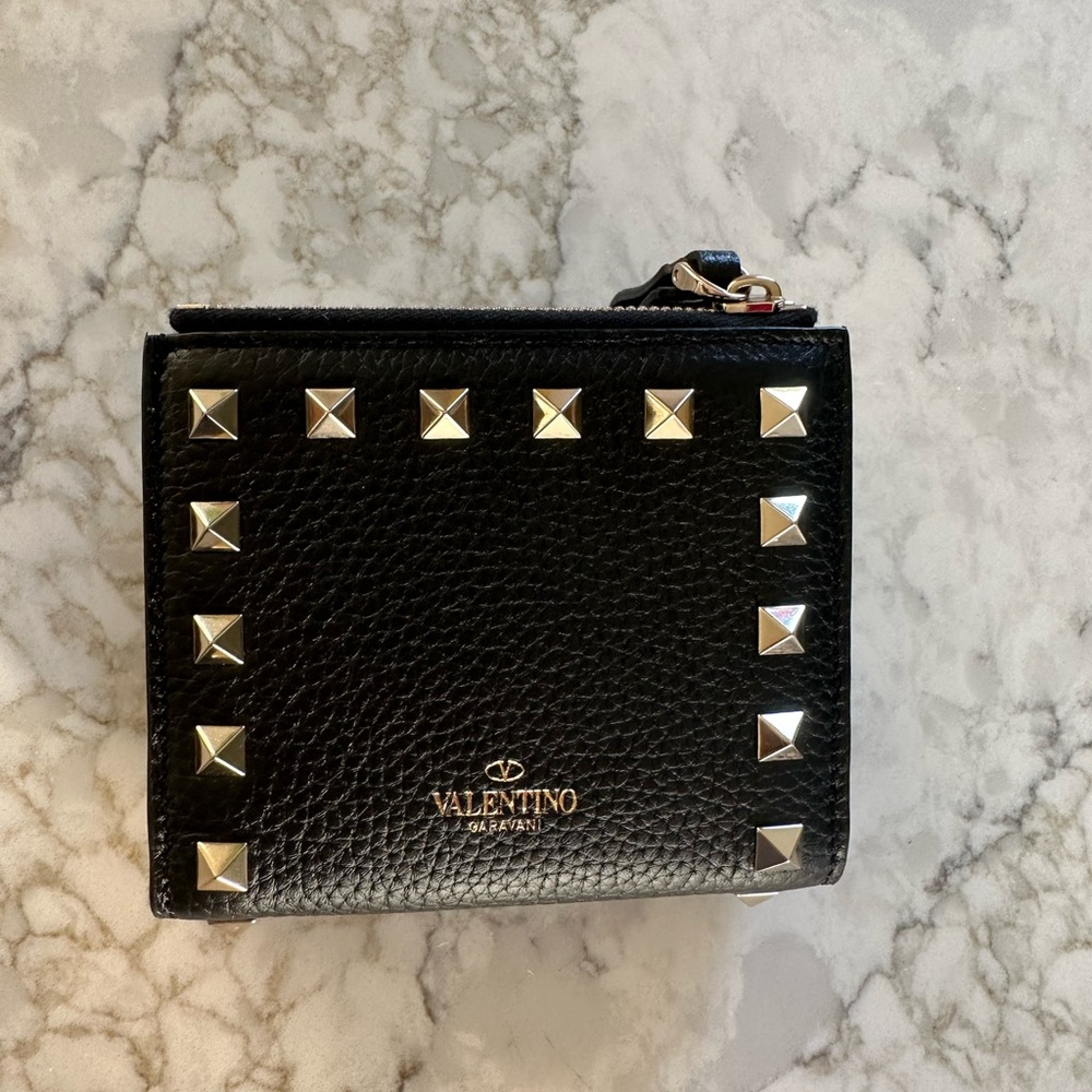 Valentino Garavani rockstud wallet, Black
